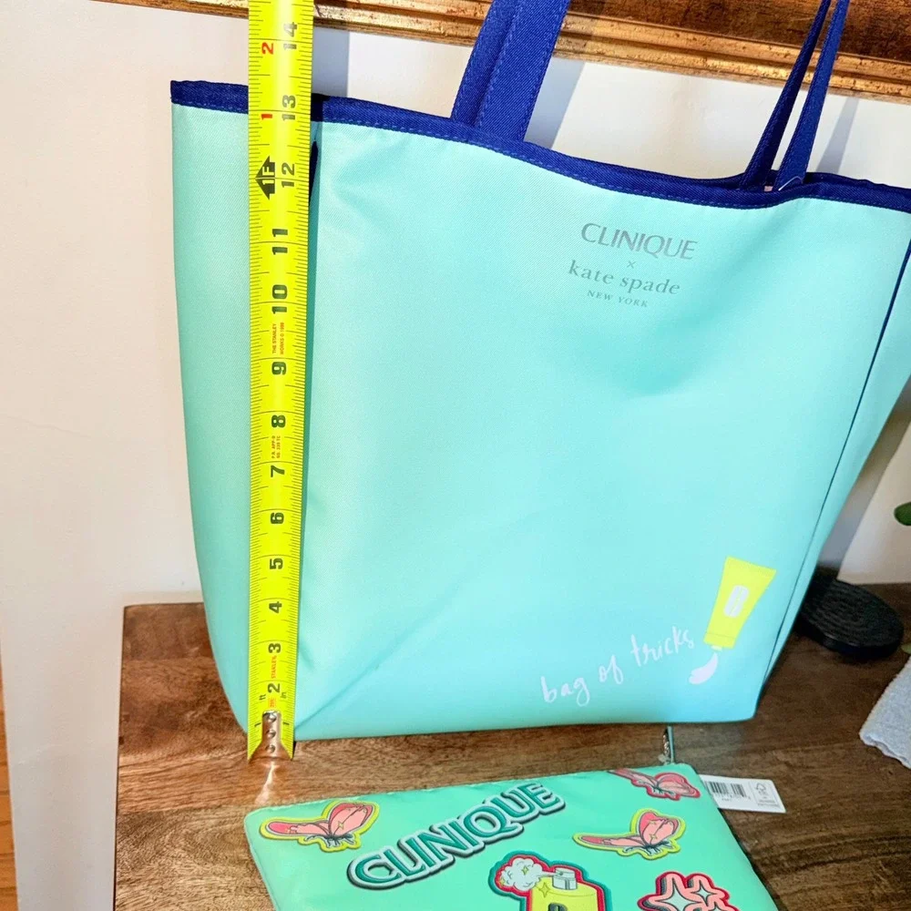 Clinique Mint Green Tote Bag with Navy Trim and Matching Pouch